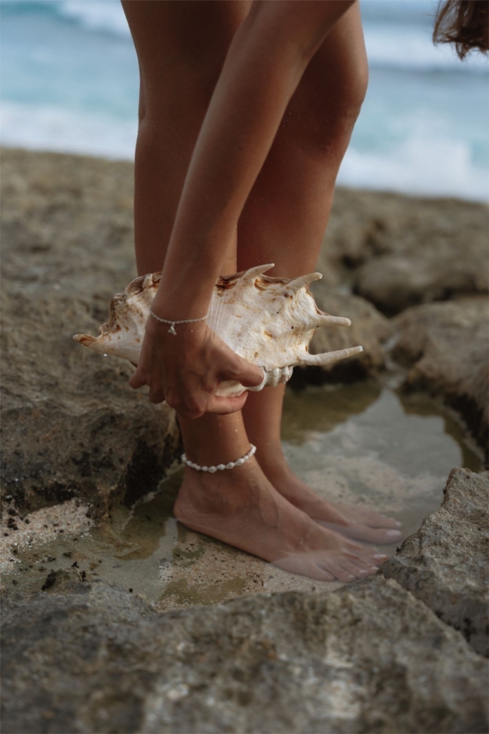 Сияйте летом с жемчужными анклетами от LILIANASPEARL!