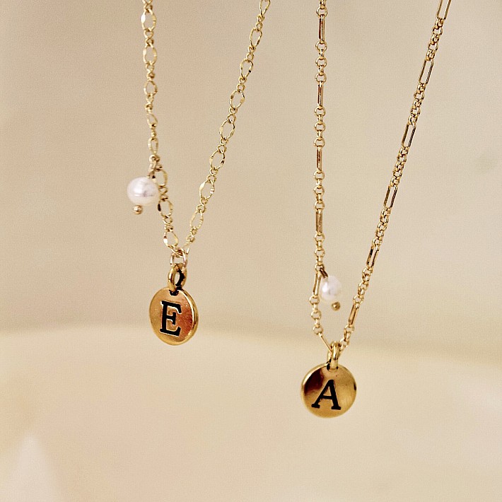 18DB4556-C634-48D3-BAB4-B3395E792799