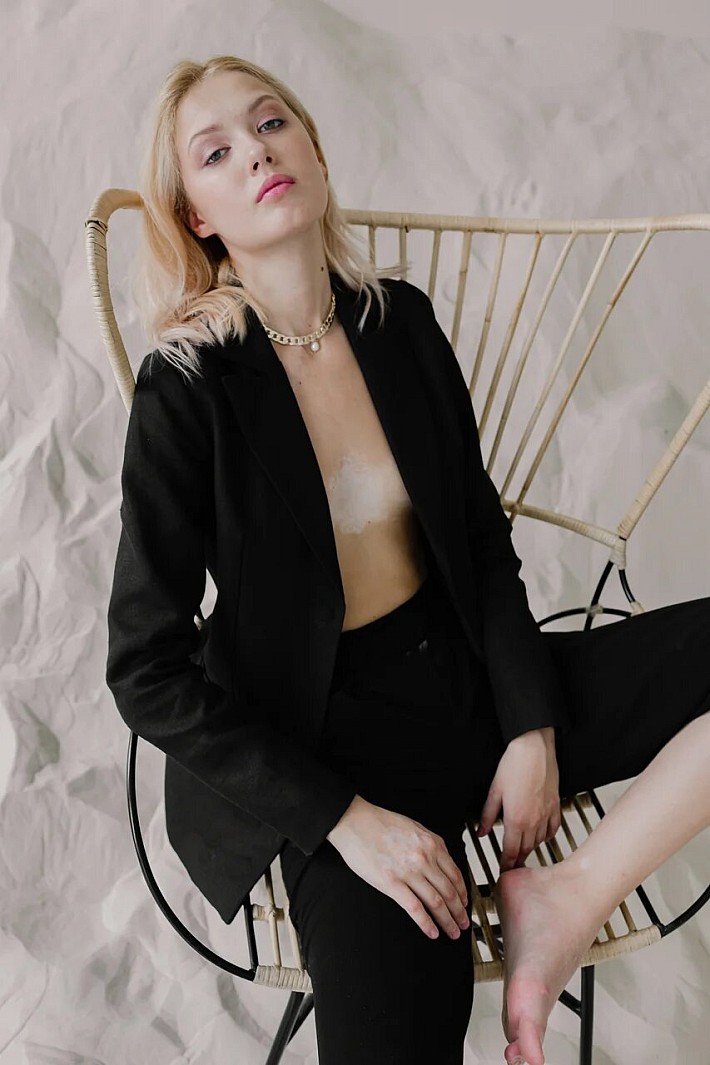 77BDD274-C40F-426A-B8D2-4AB13326F985