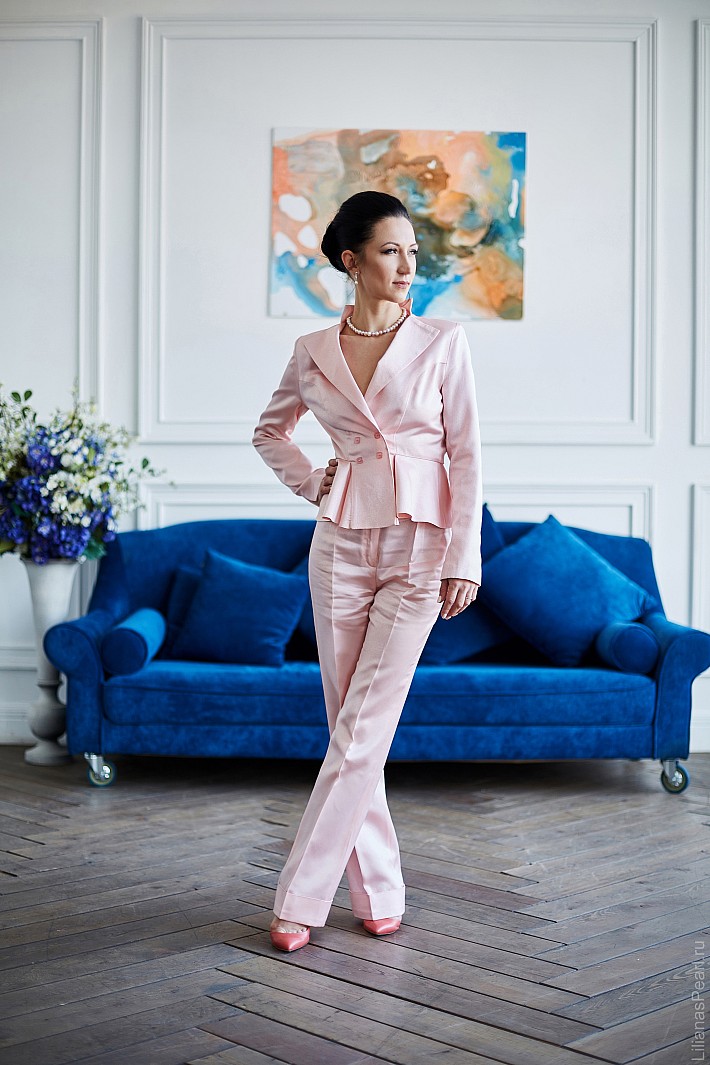 EF5507EC-66D9-49A7-9CF3-6F62709EAA44