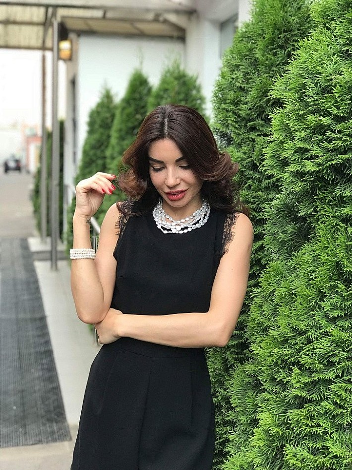 6BF37258-AC4A-438B-A9E6-C3BDF1430B0B