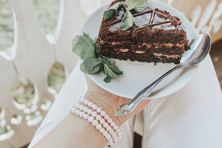 6955B4F8-1E18-4E57-883D-547BDABA4FA0