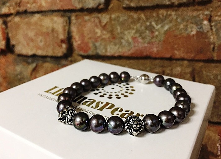 2BC155AD-B832-4D20-90F2-500041B2E5DA