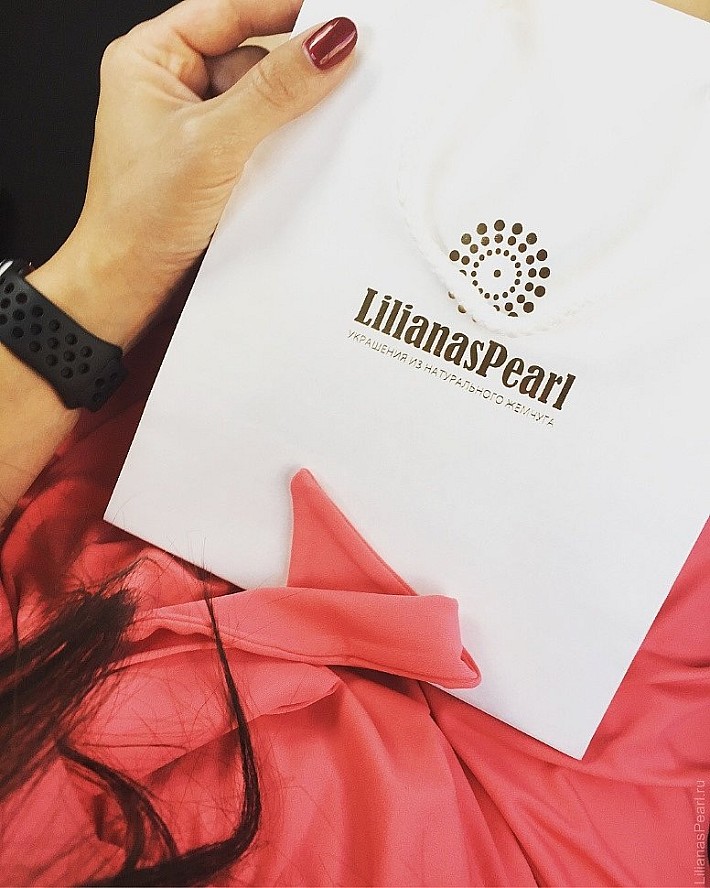 6F7F3218-9BFE-43BC-9FAA-06862E7F6A4B