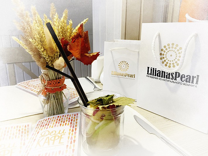 880BBDD8-45D7-4CC1-8D2B-311E7F57B8A4