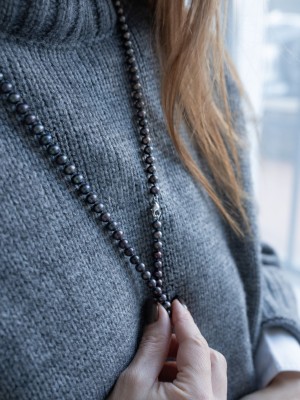 Бусы BLACK VIOLET 6мм ААА